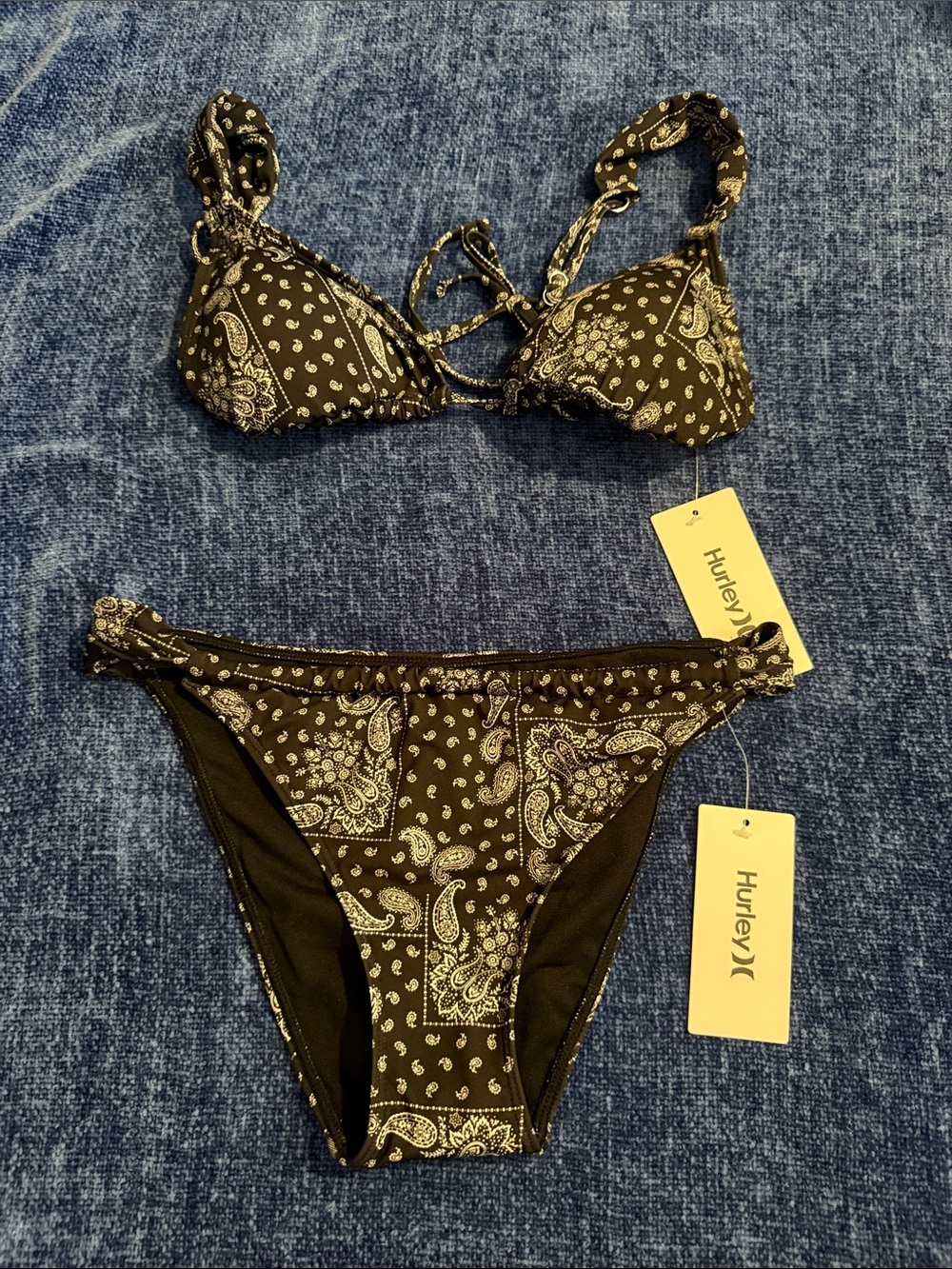 Hurley Black & White Paisley Bandana Print Tie-Back Triangle Bikini NWT